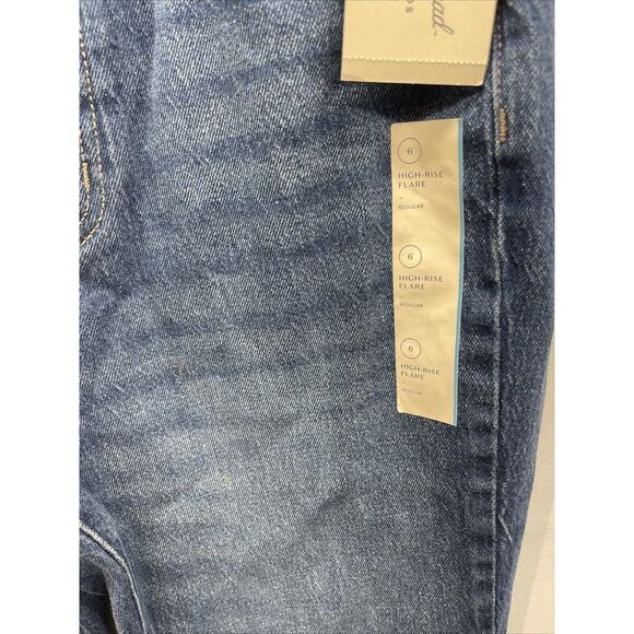 Universal Thread Women's Size 6 Reg High-Rise Flare Jeans NWT - Picture 3 of 5